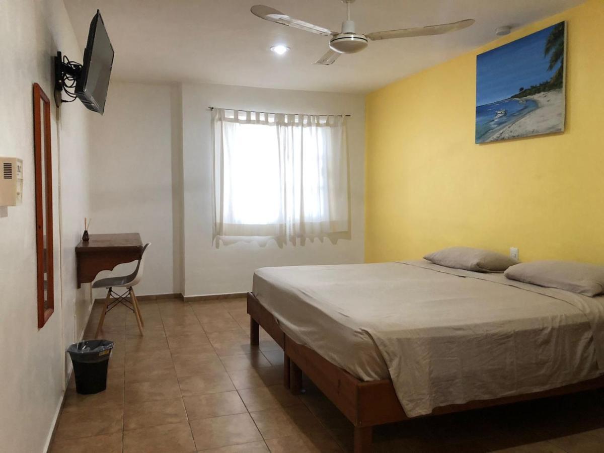 International House Hotel Playa del Carmen Exterior photo